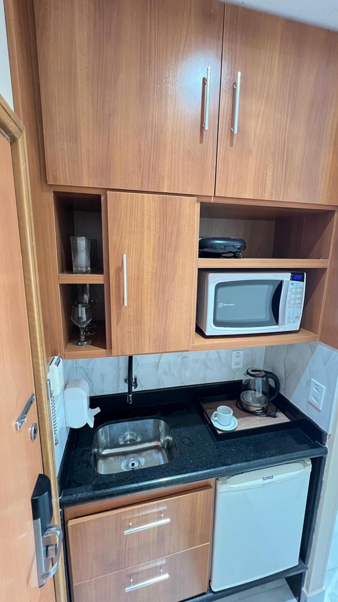 Flat No Condominio Do Edificio Tropical Executive E Residence Com Vista Para O Rio Manaus Kültér fotó