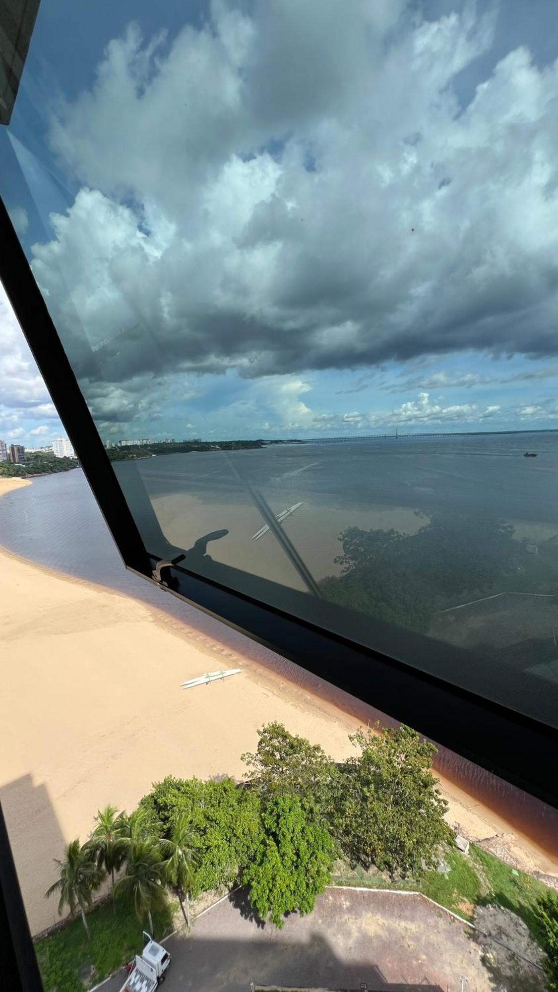 Flat No Condominio Do Edificio Tropical Executive E Residence Com Vista Para O Rio Manaus Kültér fotó