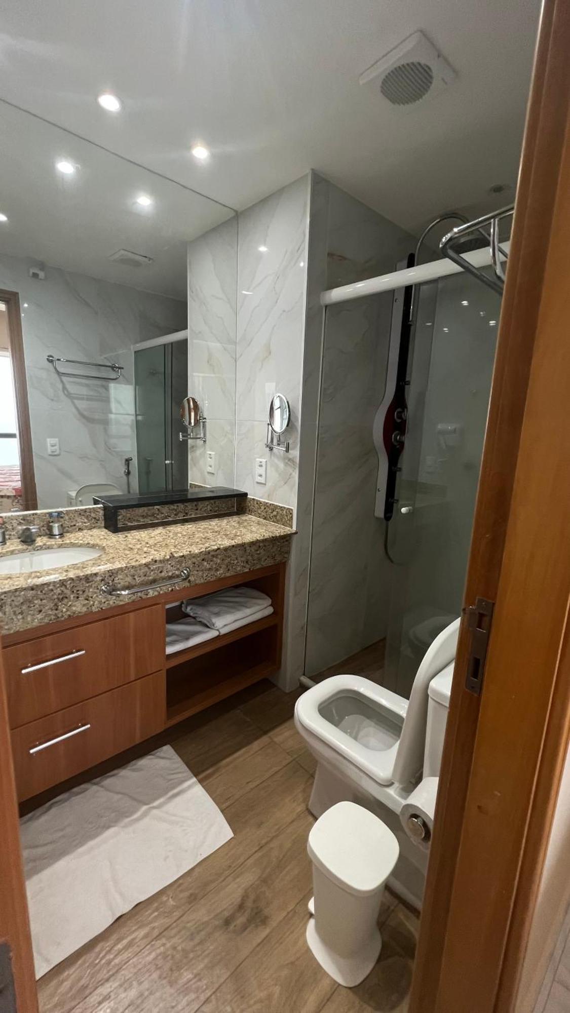 Flat No Condominio Do Edificio Tropical Executive E Residence Com Vista Para O Rio Manaus Kültér fotó